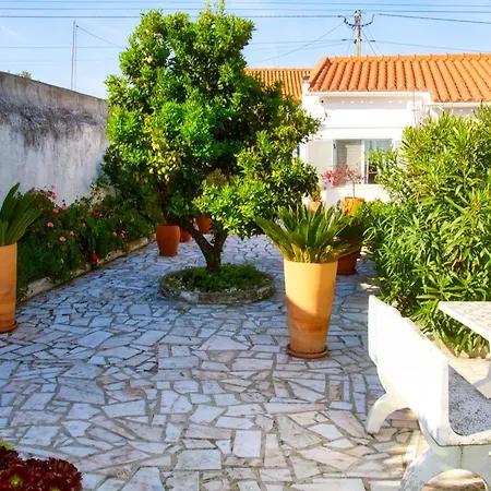 Rural Retreat - Quinta Sol 3 Bedroom House - Nazaré, Portugal Casa vacanze Casal do Mota