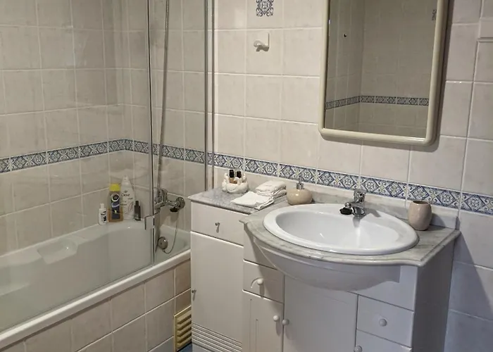 Rural Retreat - Quinta Sol 3 Bedroom House - Nazare, Portugal Дом отдыха Casal do Mota